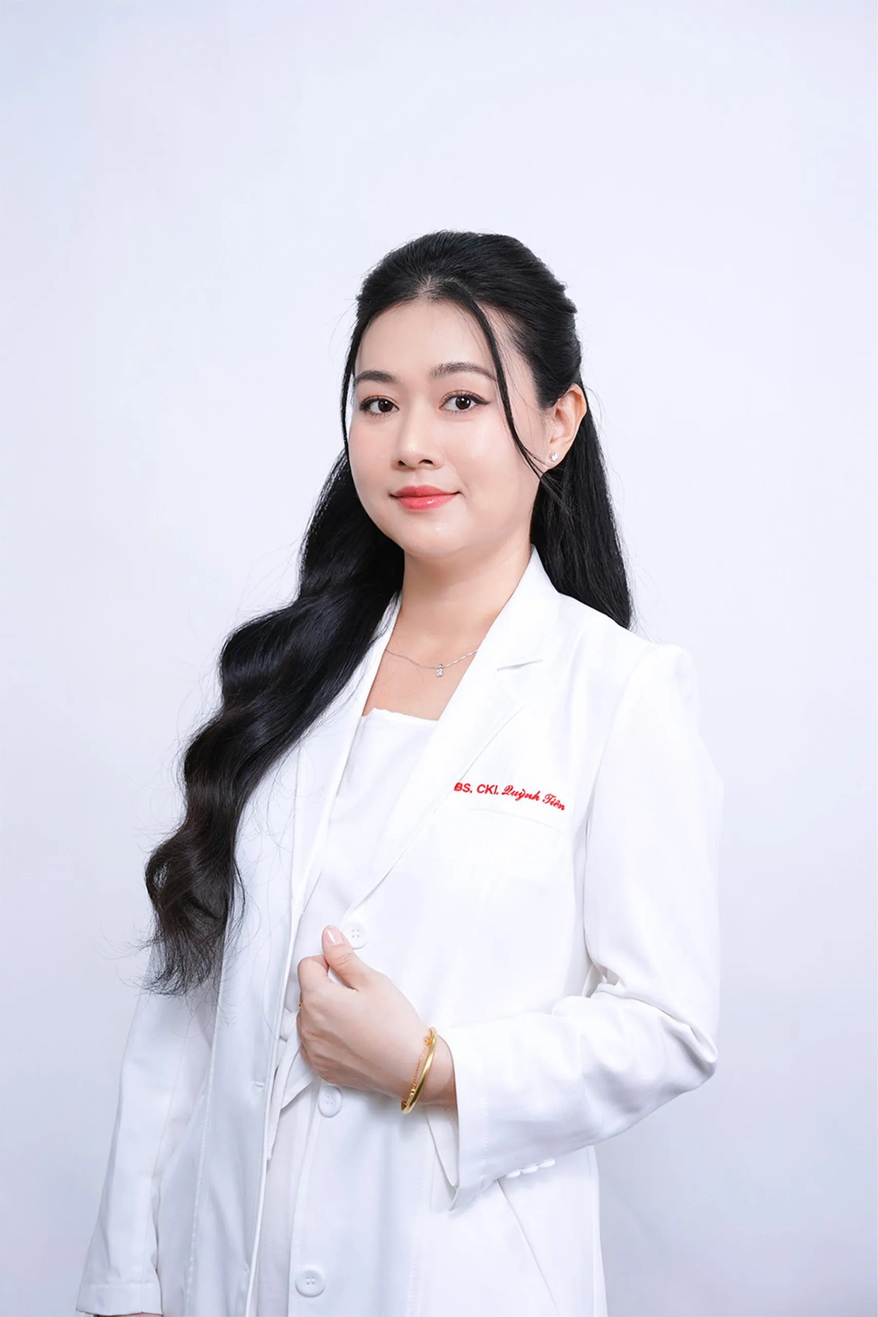 Bs-Quynh-Tien